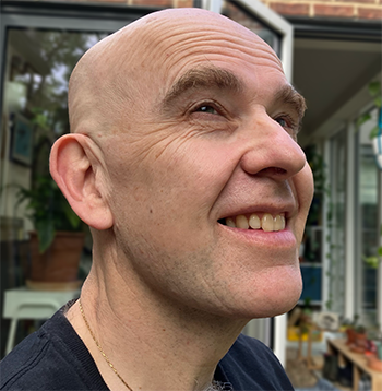 Portrait of Tom Tomaszewski